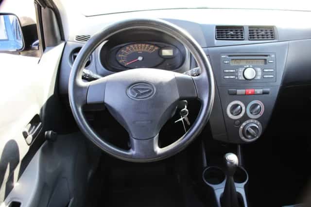 Daihatsu Cuore (2008) thumbnail 6