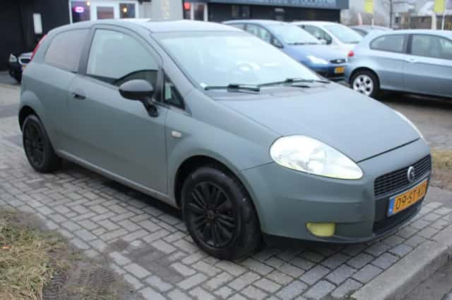 Fiat Grande Punto (2006) thumbnail 3