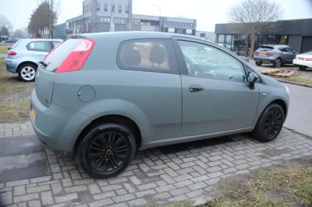Fiat Grande Punto (2006) thumbnail 4