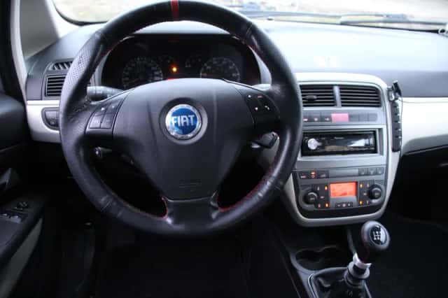 Fiat Grande Punto (2006) thumbnail 6