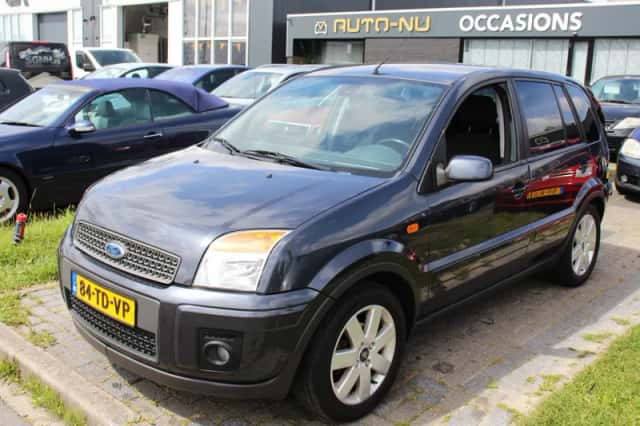 Ford Fusion (2006) thumbnail 1