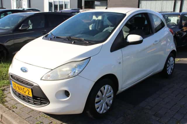 Ford Ka (2010) thumbnail 1