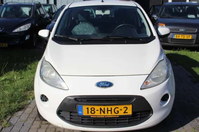 Ford Ka (2010) thumbnail 2