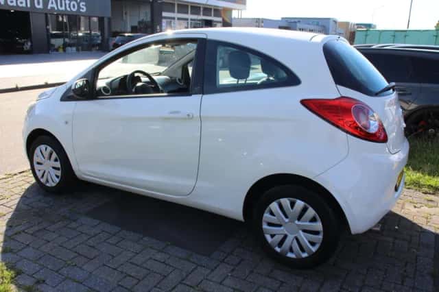 Ford Ka (2010) thumbnail 6