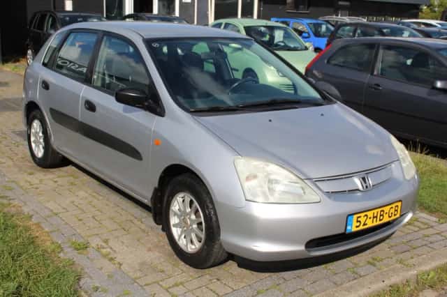 Honda Civic (2001) thumbnail 3