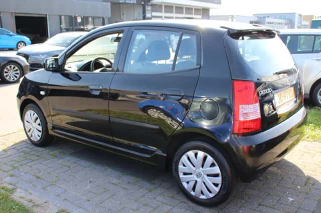 Kia Picanto (2004) thumbnail 6