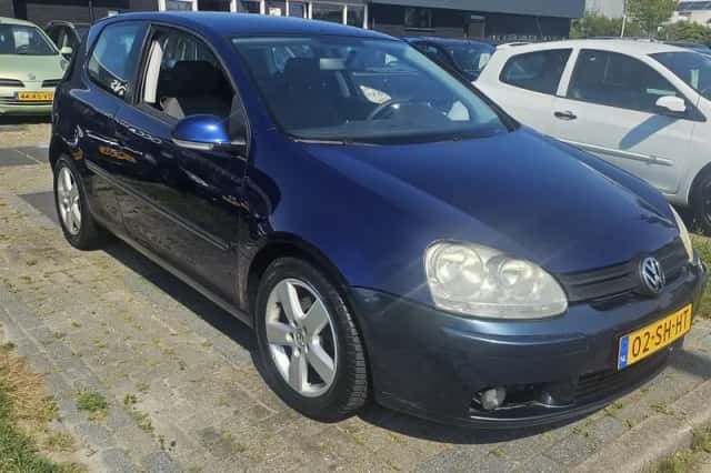Volkswagen Golf (2006) thumbnail 3