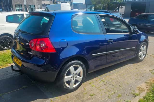 Volkswagen Golf (2006) thumbnail 4