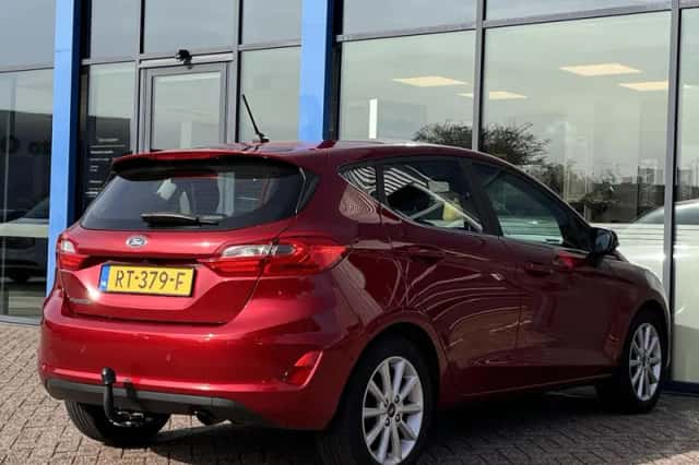 Ford Fiesta (2018) thumbnail 2