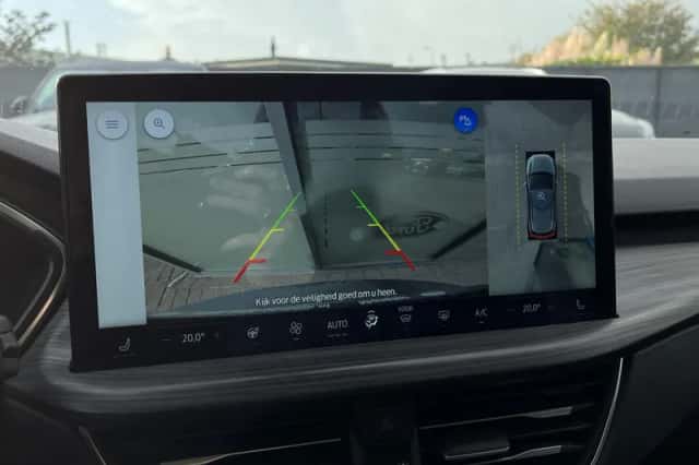 Ford Kuga (2024) thumbnail 5