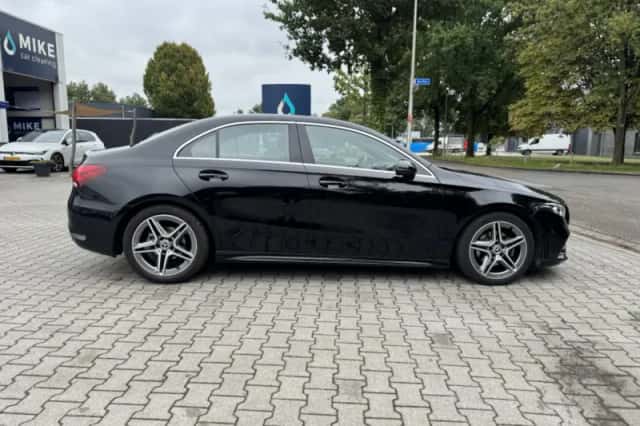 Mercedes-Benz A-Klasse (2019) thumbnail 3