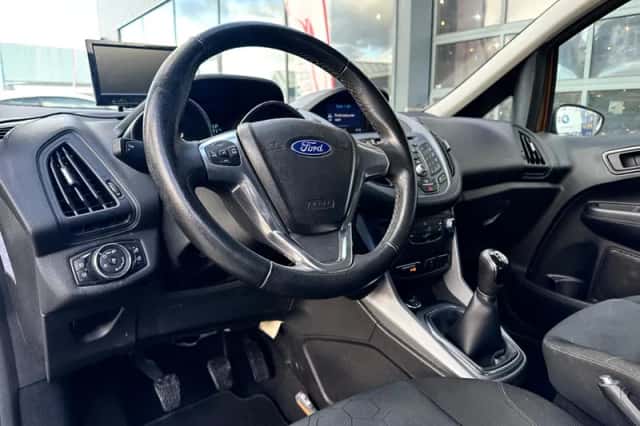 Ford B-Max (2015) thumbnail 2