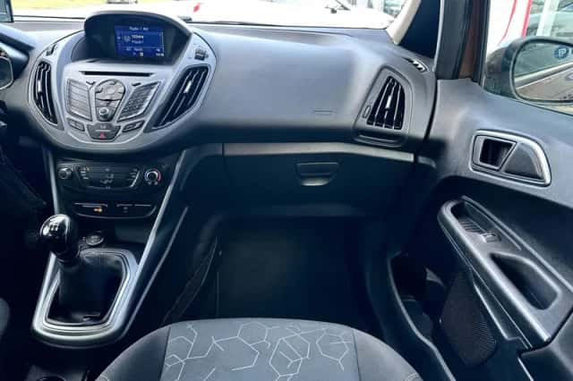 Ford B-Max (2015) thumbnail 6