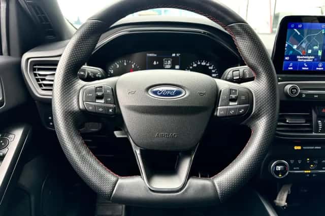 Ford Focus (2020) thumbnail 6