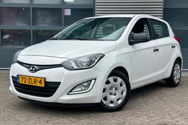 Hyundai i20 (2012) thumbnail 1
