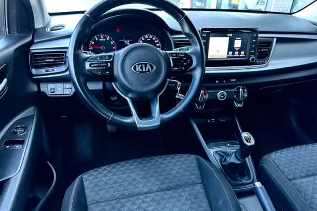 Kia Rio (2018) thumbnail 5
