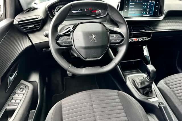 Peugeot 208 (2022) thumbnail 5