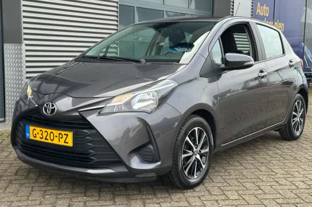 Toyota Yaris (2019) thumbnail 4