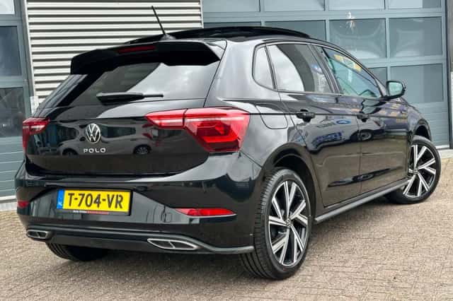 Volkswagen Polo (2023) thumbnail 3