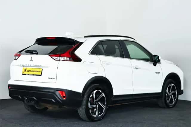 Mitsubishi Eclipse Cross (2021) thumbnail 2