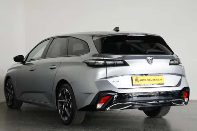 Peugeot 308 (2021) thumbnail 5