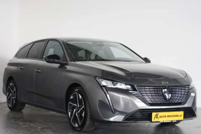 Peugeot 308 (2021) thumbnail 4