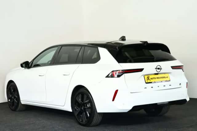 Opel Astra (2023) thumbnail 6
