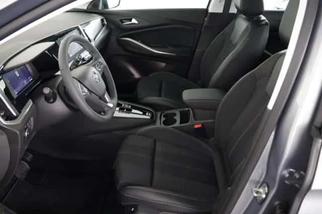 Opel Grandland (2023) thumbnail 6