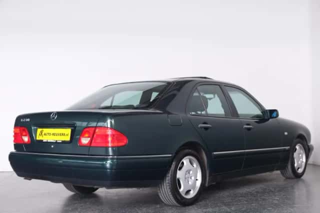 Mercedes-Benz E-Klasse (1995) thumbnail 5