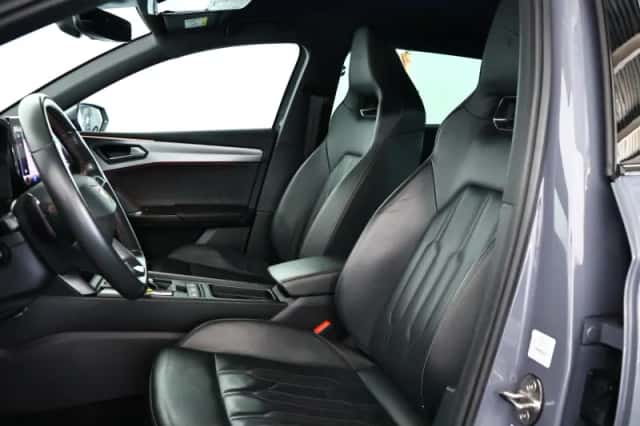 CUPRA Leon Sportstourer (2023) thumbnail 3
