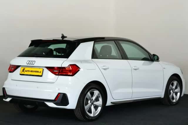 Audi A1 (2019) thumbnail 2