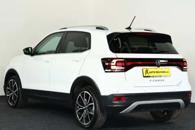 Volkswagen T-Cross (2020) thumbnail 5