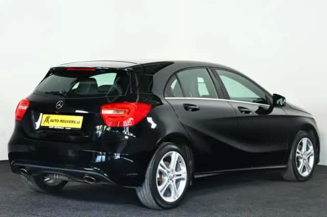 Mercedes-Benz A-Klasse (2012) thumbnail 2
