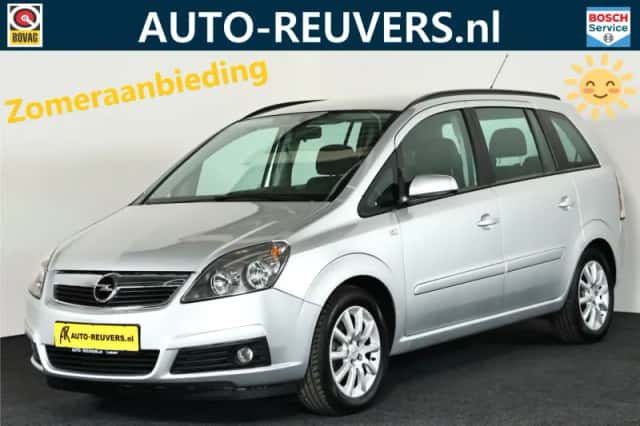 Opel Zafira (2005) thumbnail 1