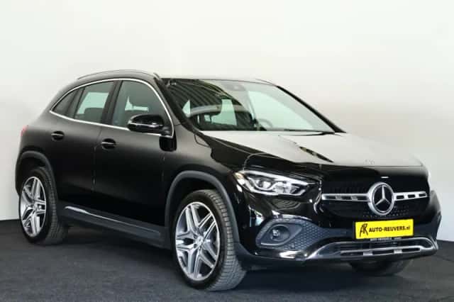 Mercedes-Benz GLA (2020) thumbnail 4