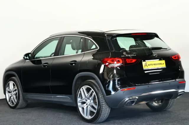 Mercedes-Benz GLA (2020) thumbnail 5