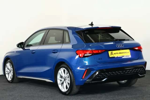 Audi A3 (2024) thumbnail 5