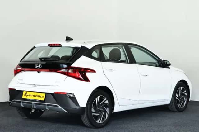 Hyundai i20 (2024) thumbnail 2