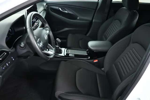 Hyundai i30 (2020) thumbnail 6