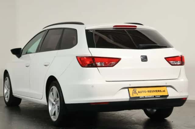 SEAT Leon (2014) thumbnail 6