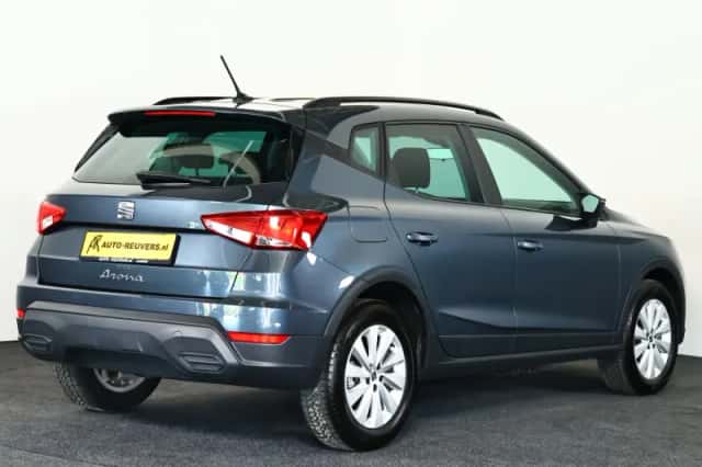 SEAT Arona (2021) thumbnail 2