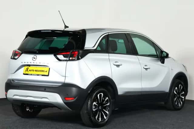 Opel Crossland (2023) thumbnail 2