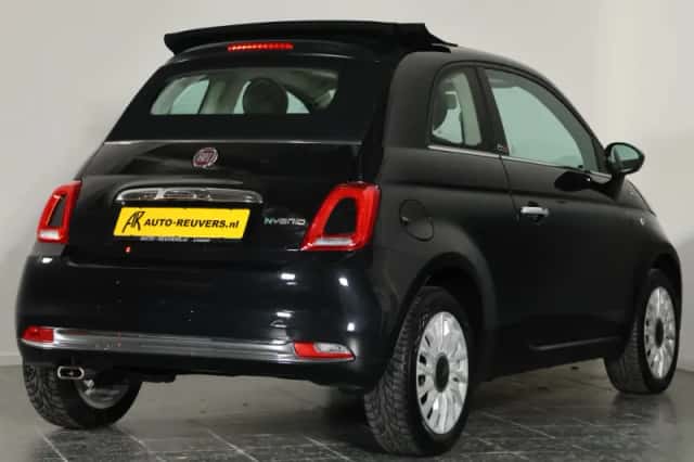 Fiat 500 (2021) thumbnail 2