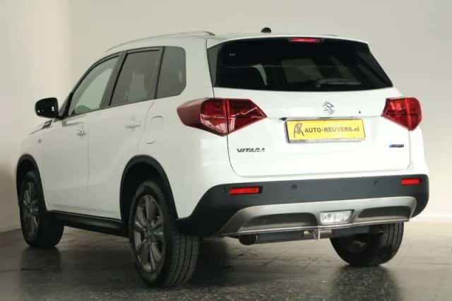 Suzuki Vitara (2018) thumbnail 6