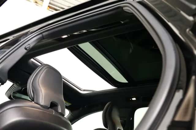 Volvo XC60 (2023) thumbnail 4