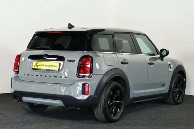 MINI Countryman (2020) thumbnail 2