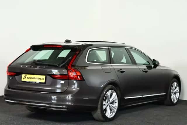 Volvo V90 (2020) thumbnail 2