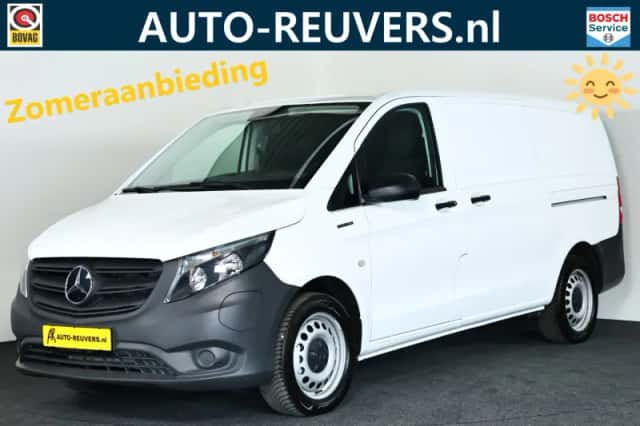 Mercedes-Benz eVito (2024) thumbnail 1