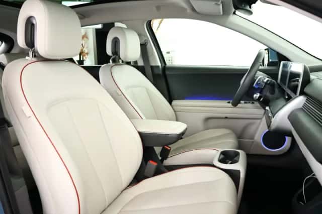 Hyundai Ioniq 5 (2022) thumbnail 3
