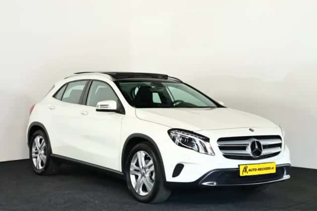 Mercedes-Benz GLA (2014) thumbnail 5